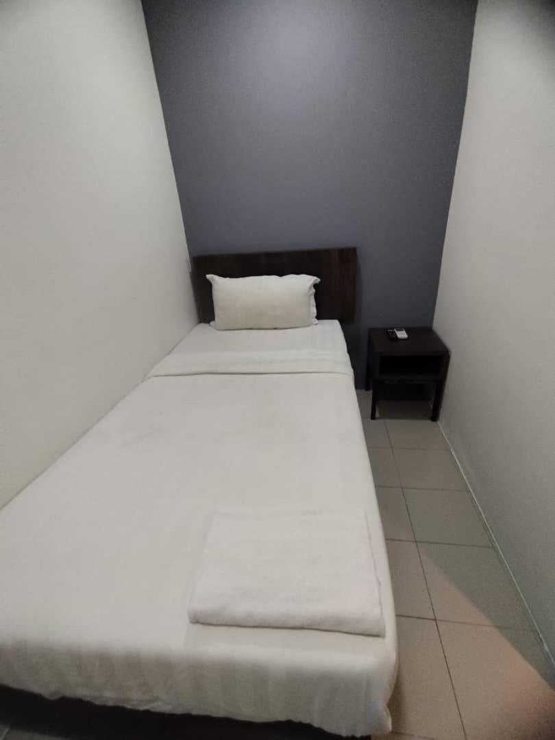 Miju Hotel Kota Damasara Near Strand Mall Petaling Jaya Exterior foto